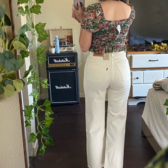 ✨Levi’s Ribcage straight ankle ✨ - Picture 2 of 3